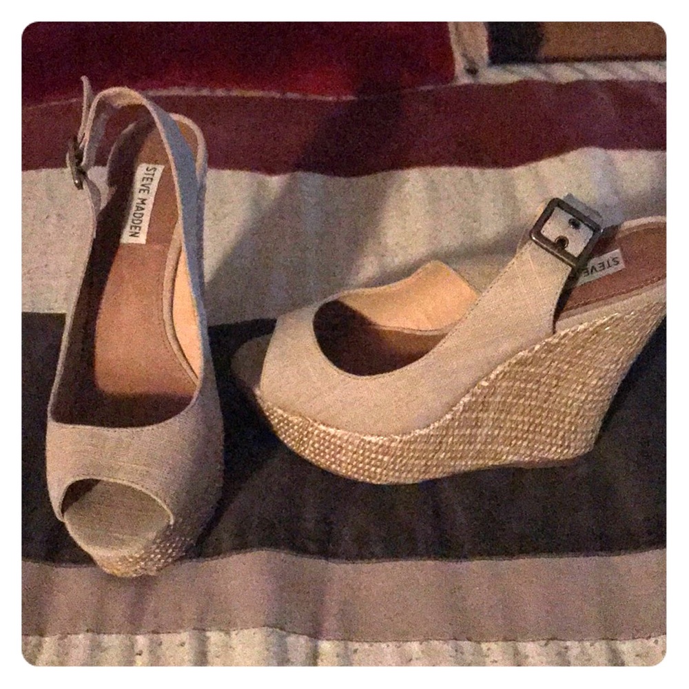 Steve Madden wedge shoe - Picture 1 of 2